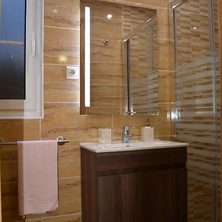 Arouca Passadicos Alojamento & Jacuzzi - Spa Holiday home